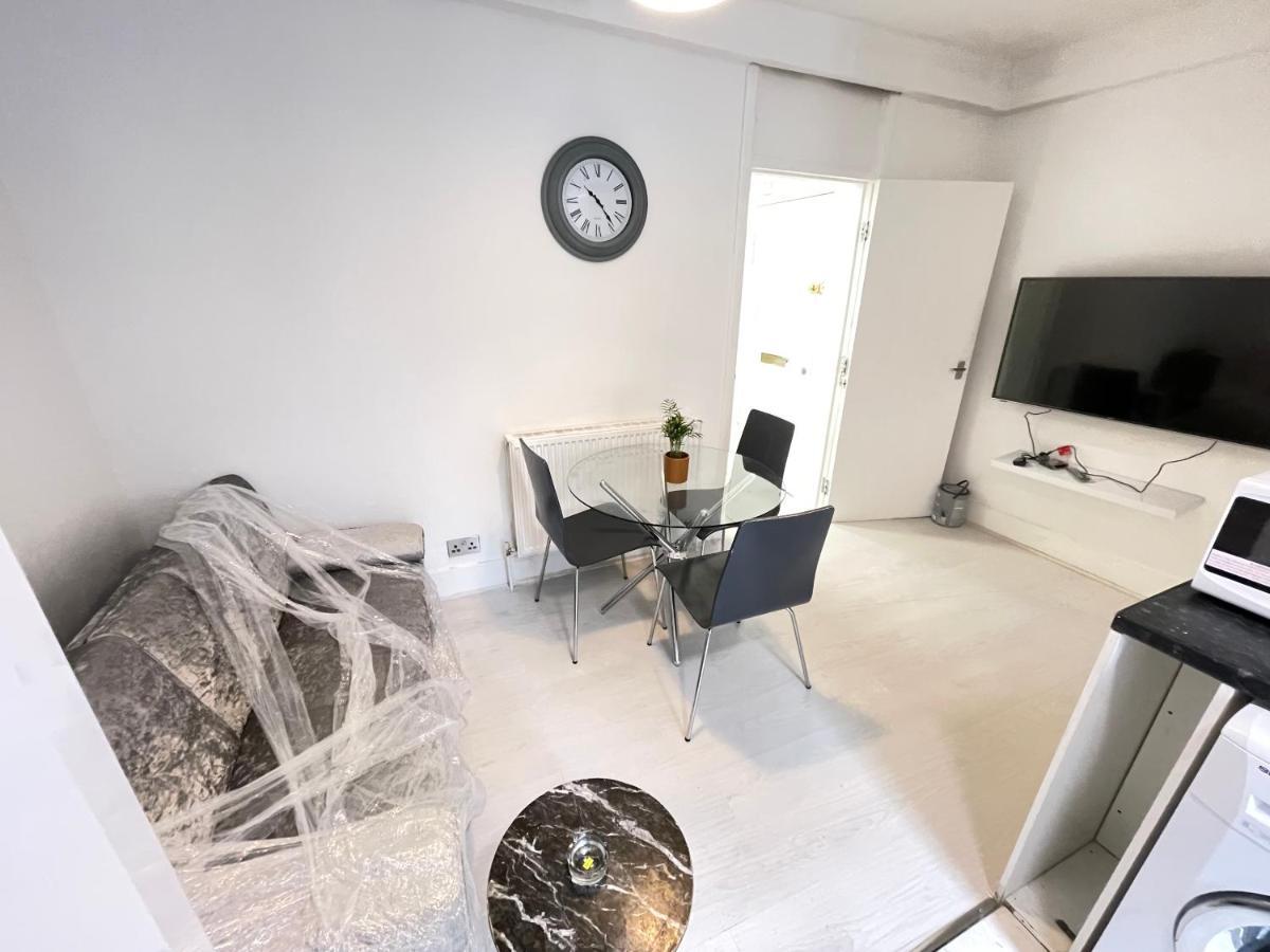 One Bedroom Flat Miles Lejlighed *