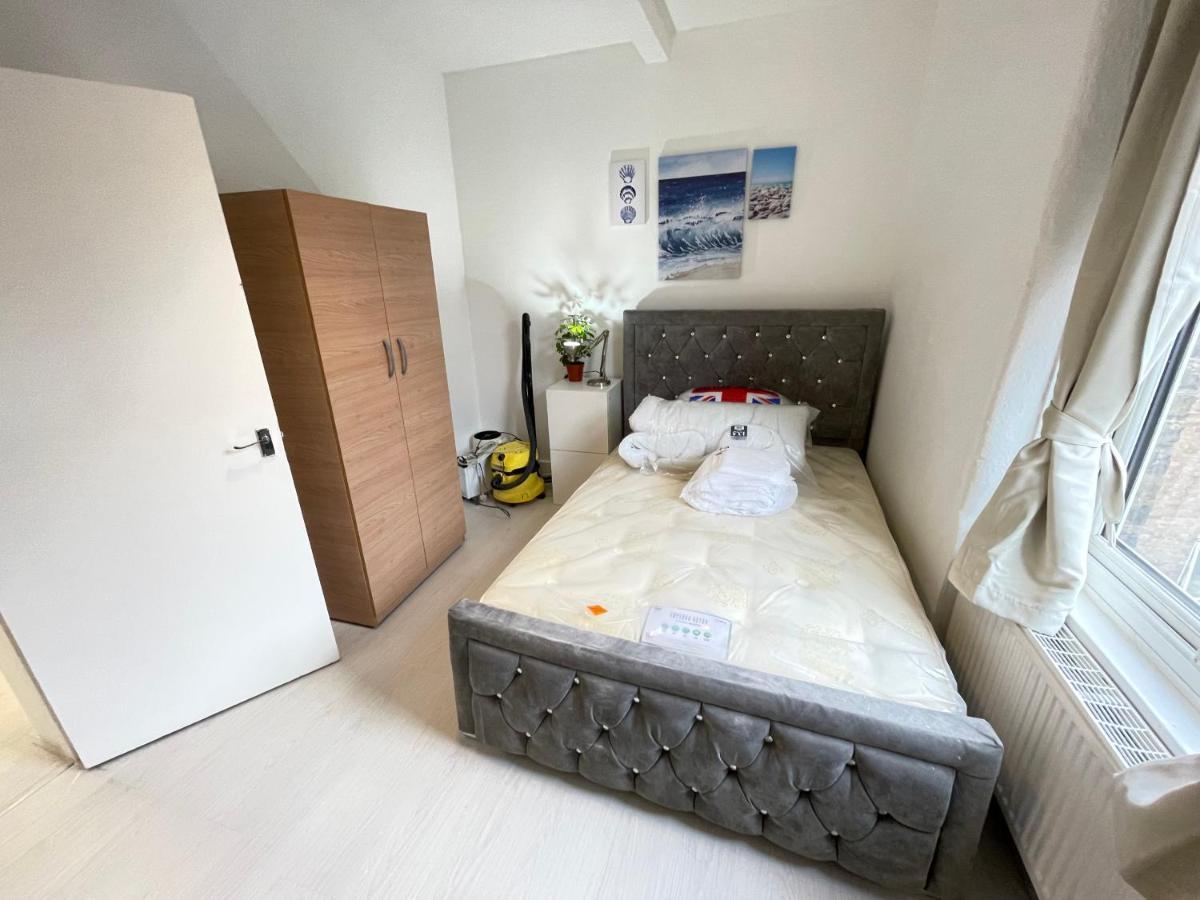One Bedroom Flat Miles Lejlighed London