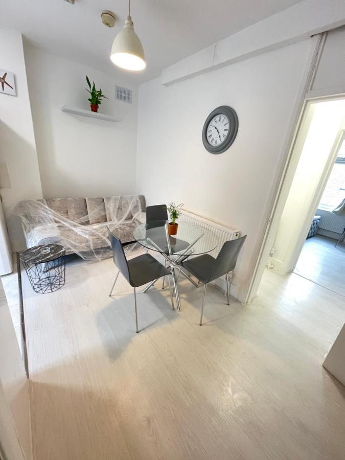 One Bedroom Flat Miles Lejlighed