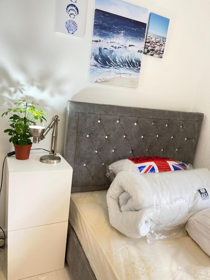 Lejlighed One Bedroom Flat Miles