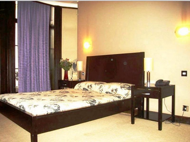 The Crescent Hyde Park Hotel 4*