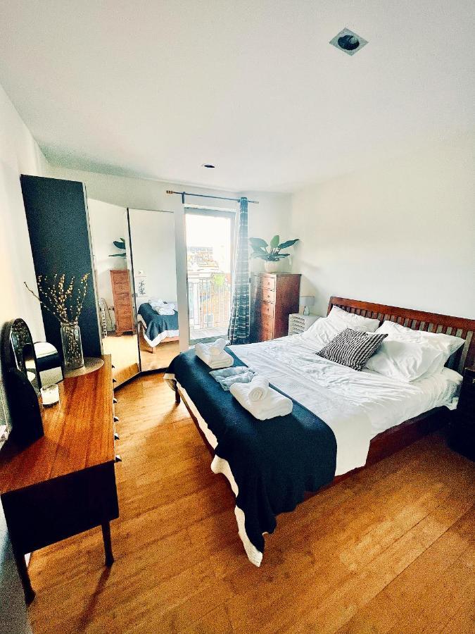 Zen Life With Urban Views - E8 Chic Londres