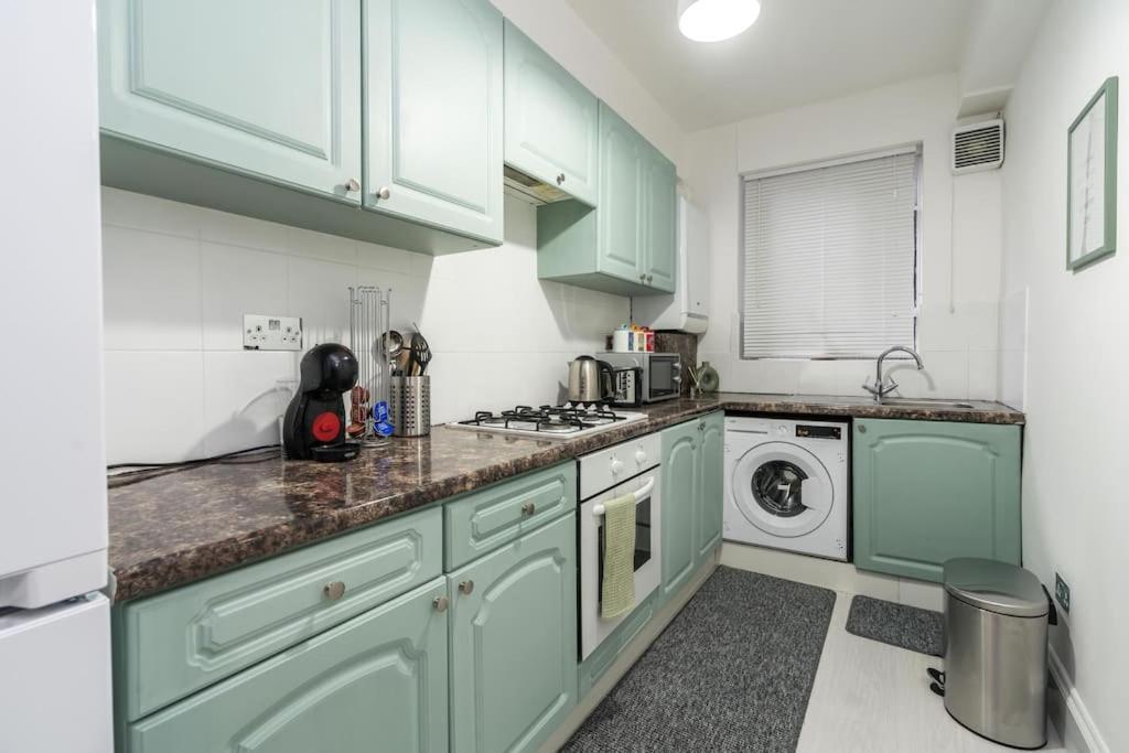 Exceptional Spacious Leilighet