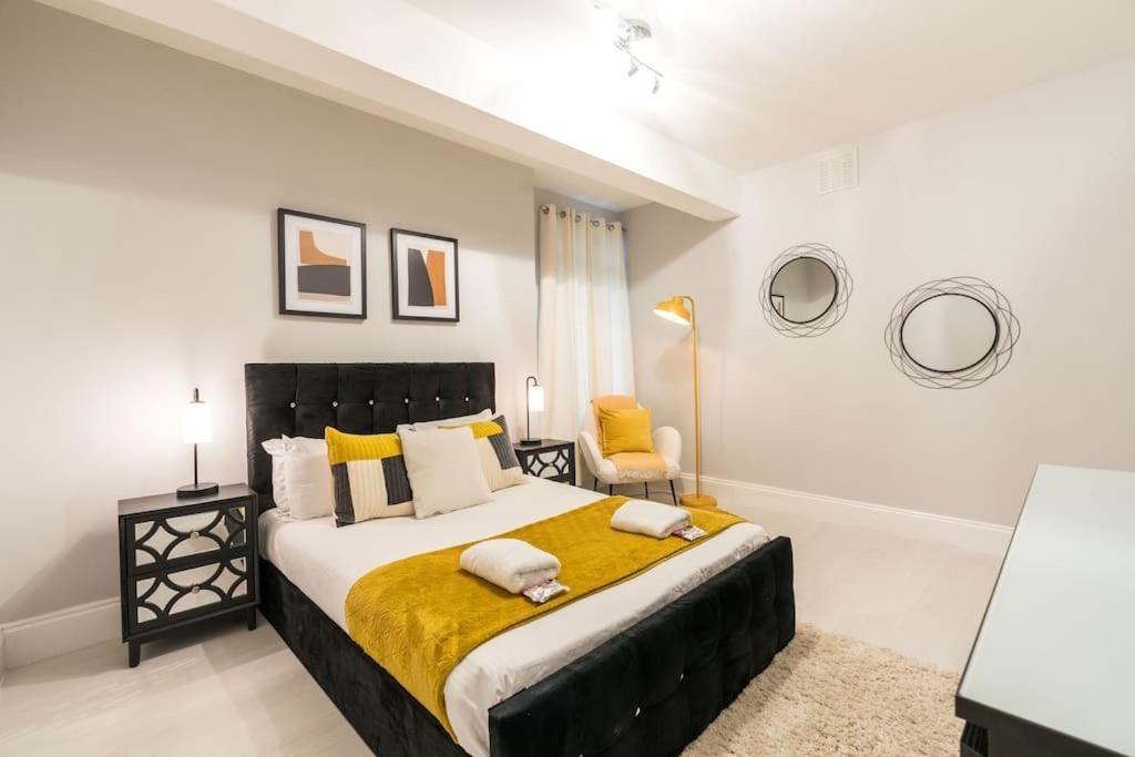 Exceptional Spacious Londra