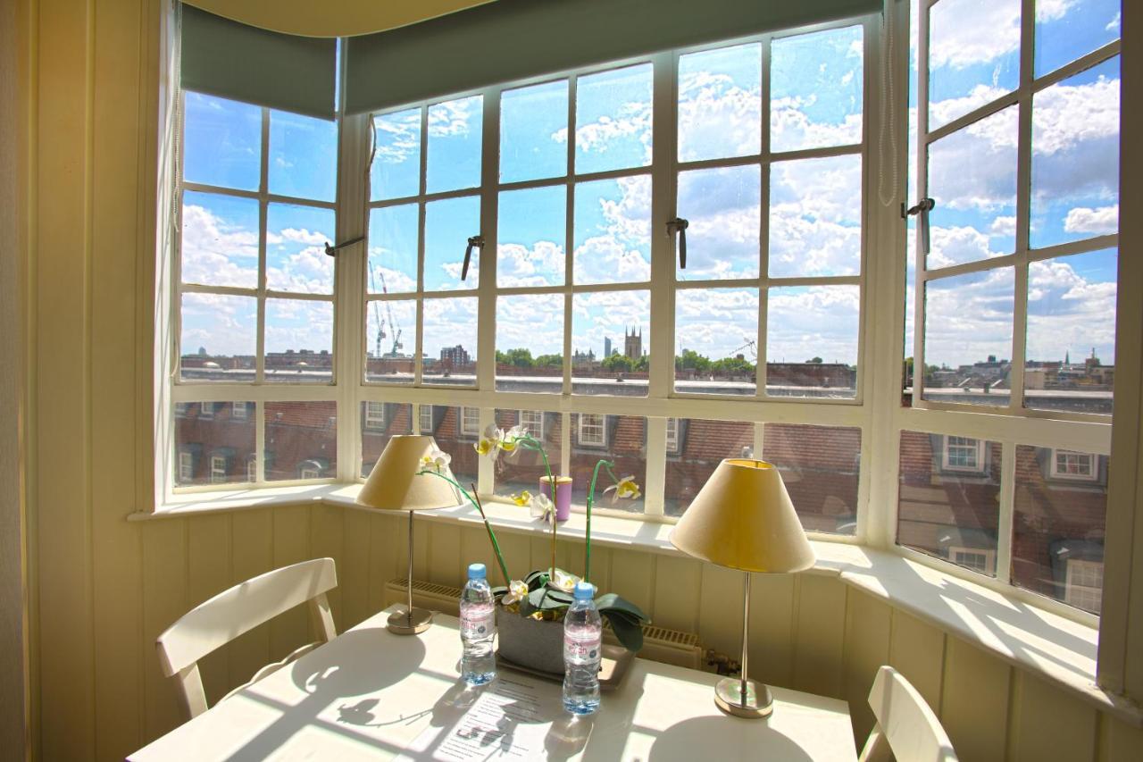 Appartement At Chelsea Cloister *