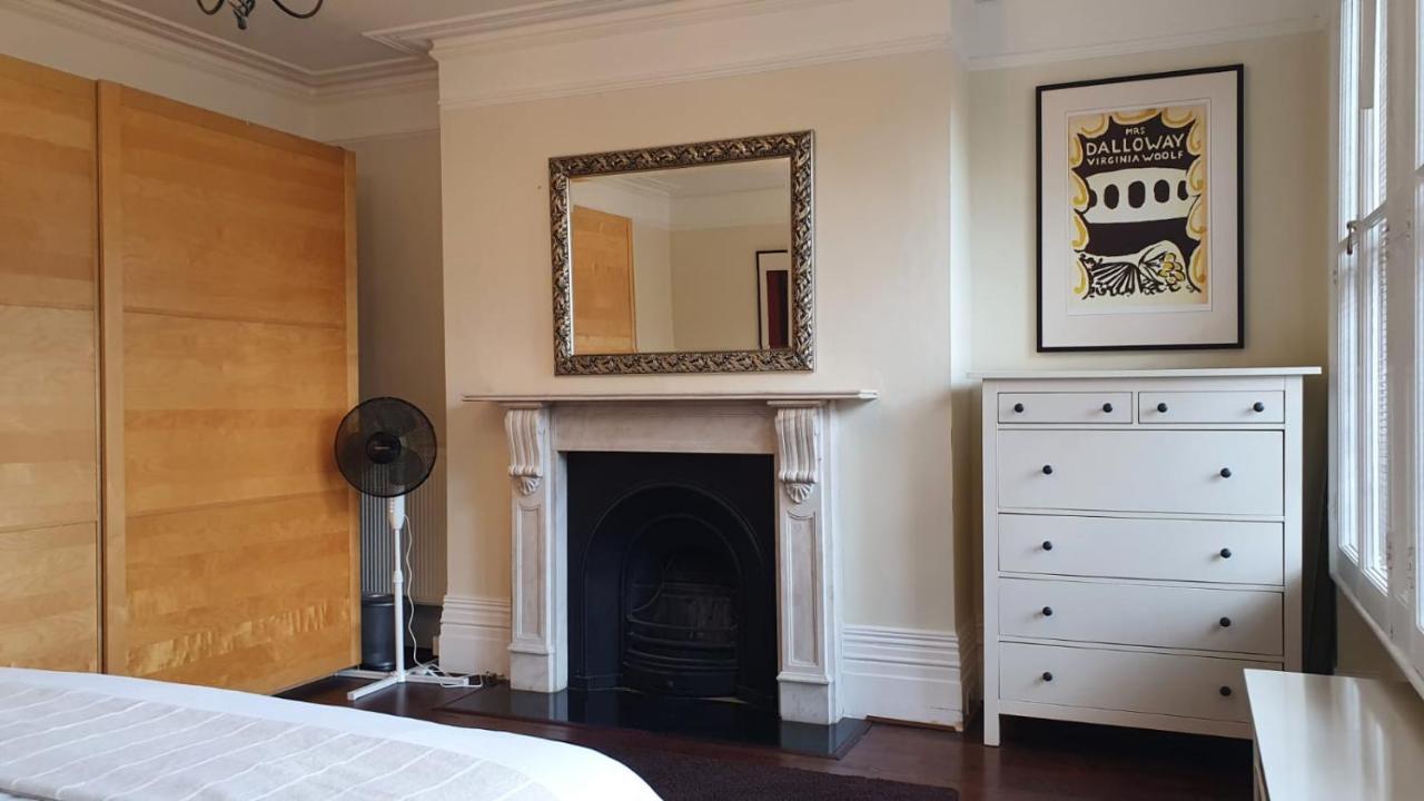 Lägenhet Spacious Central 2 Bedroom Mansion Block London