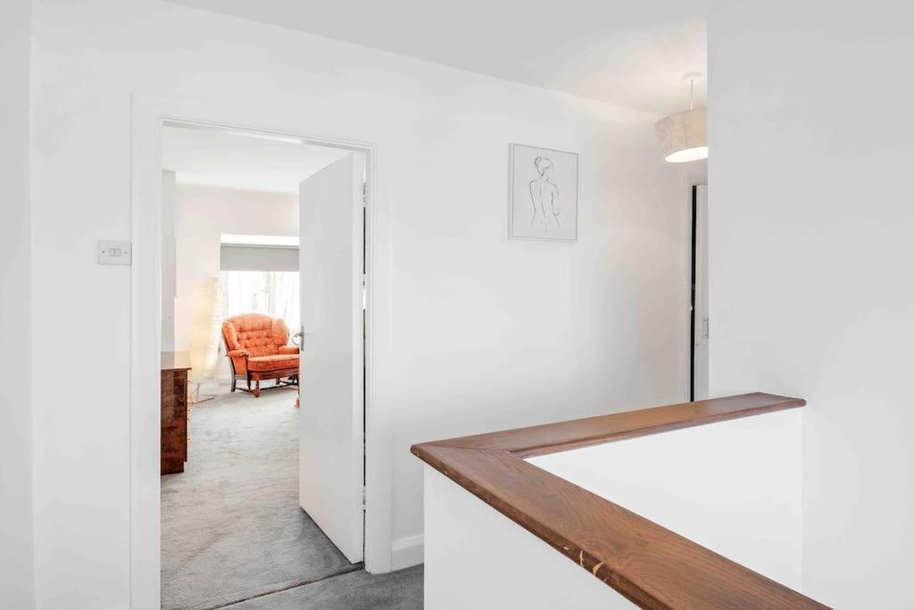 Appartamento Duplex 3 Bedroom Flat Golders Londra