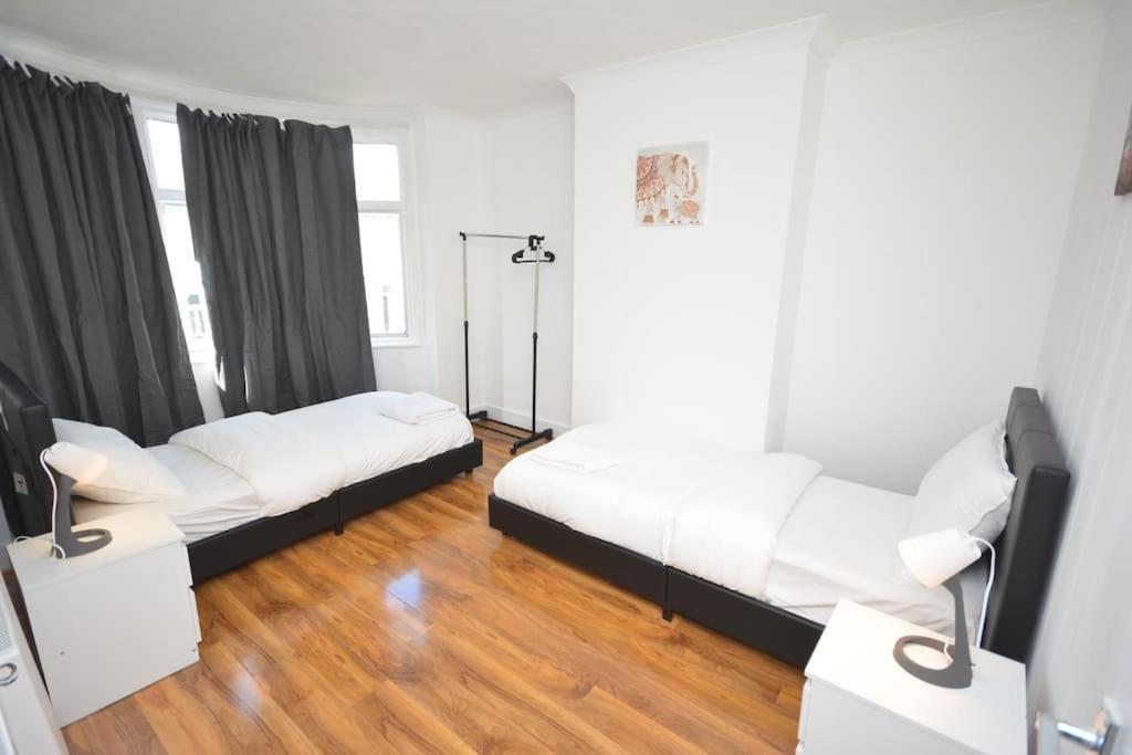 4 Bedroom House In East Feriehus