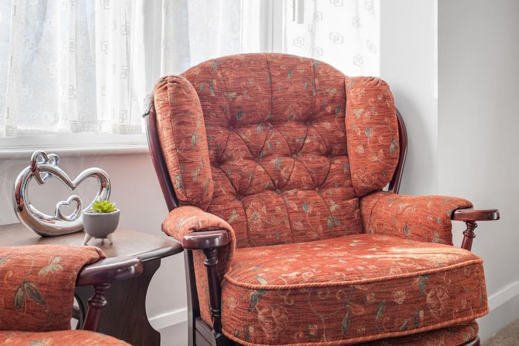 Duplex 3 Bedroom Flat Golders Londra