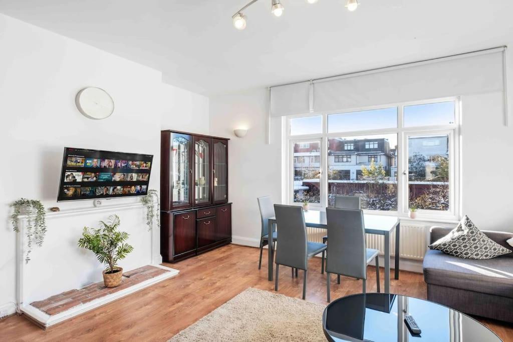 Appartamento Duplex 3 Bedroom Flat Golders