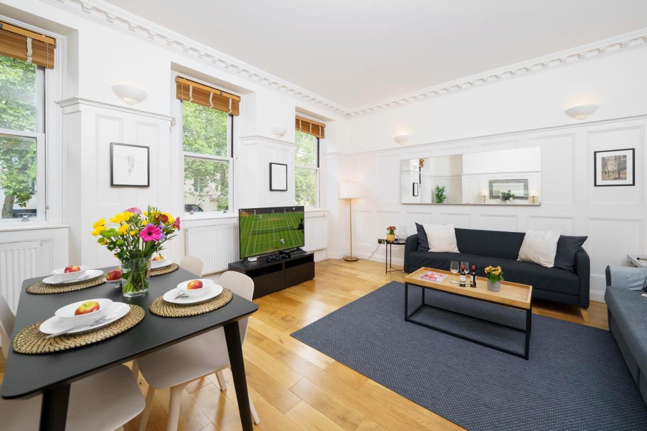Wow! 2 Bedr/3 Beds Covent Garden/ Location! Apartment *