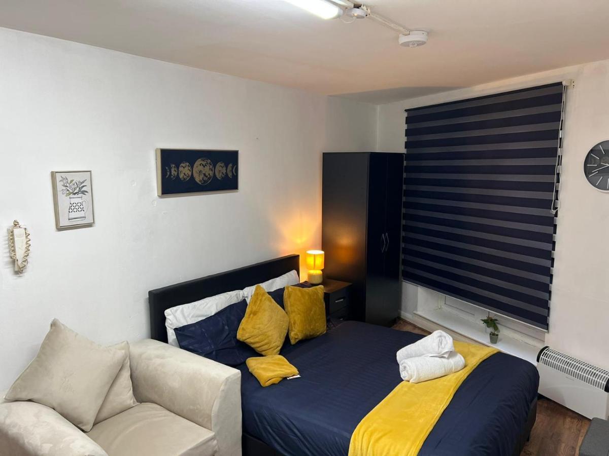 Premium Studio Flat 02 In Central * Londra