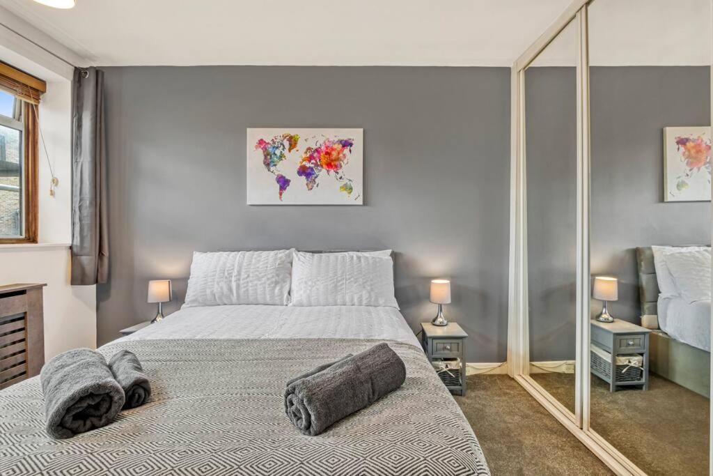 Lovely 3-bed Clapham Common * Londen