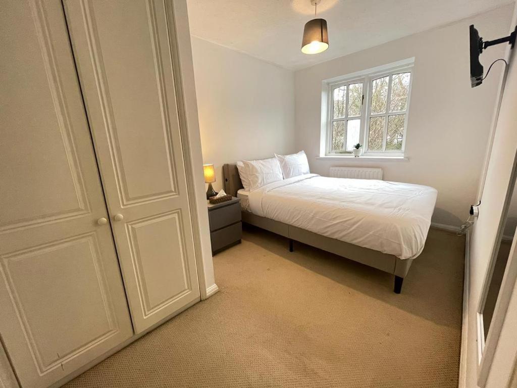 Lovely Double In Greenwich Privatunterkunft