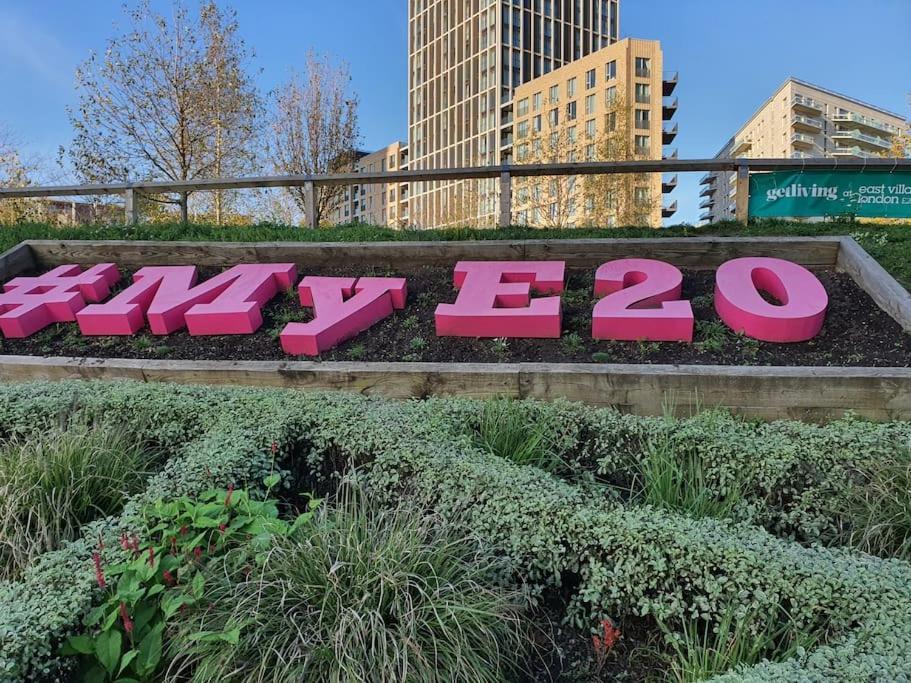 City View 1 Bedroom Flat * Londra