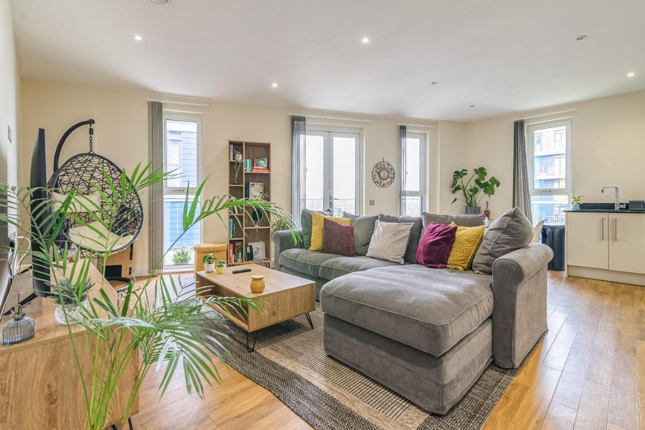 Vibrant Canal Appartement Londen