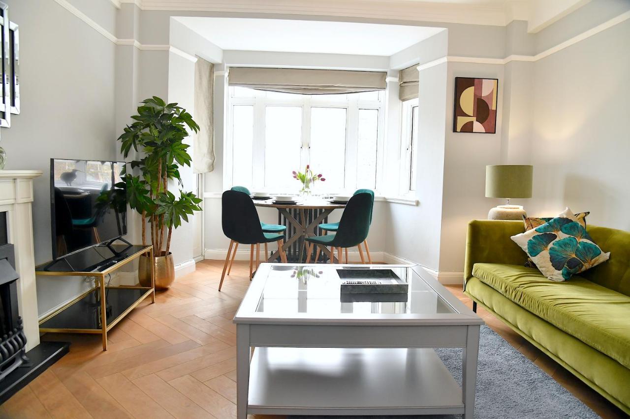 Stunning 2 Bed Art Deco In Earl's Ct By Jen's Homes 4 Appartement