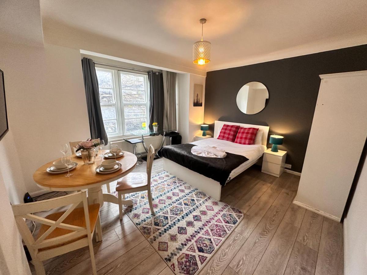 Appartement Lovely Compact Budget Flat In Central *
