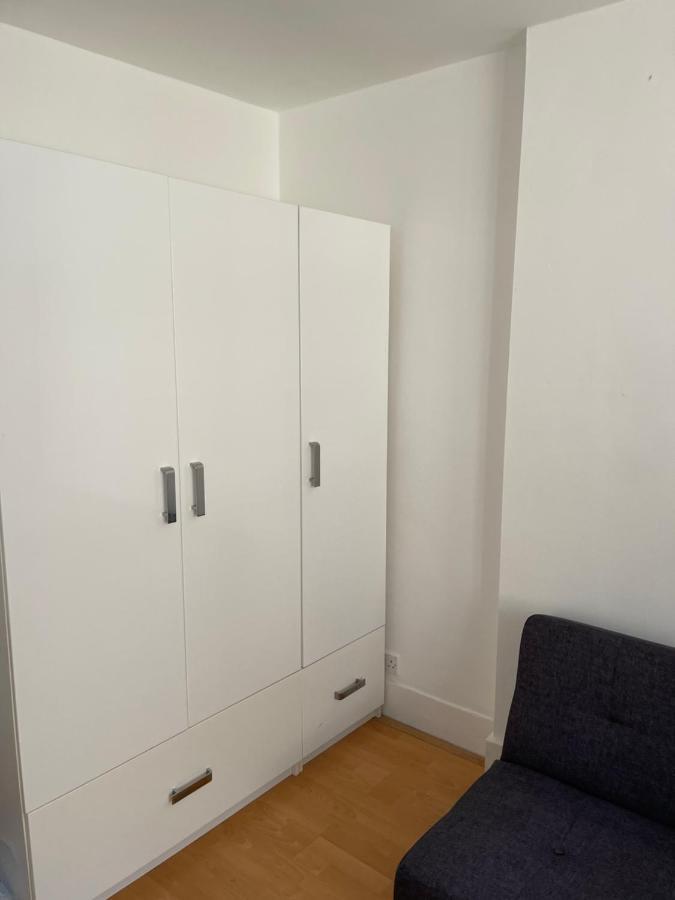 Sootheus - Soho7 * Londen