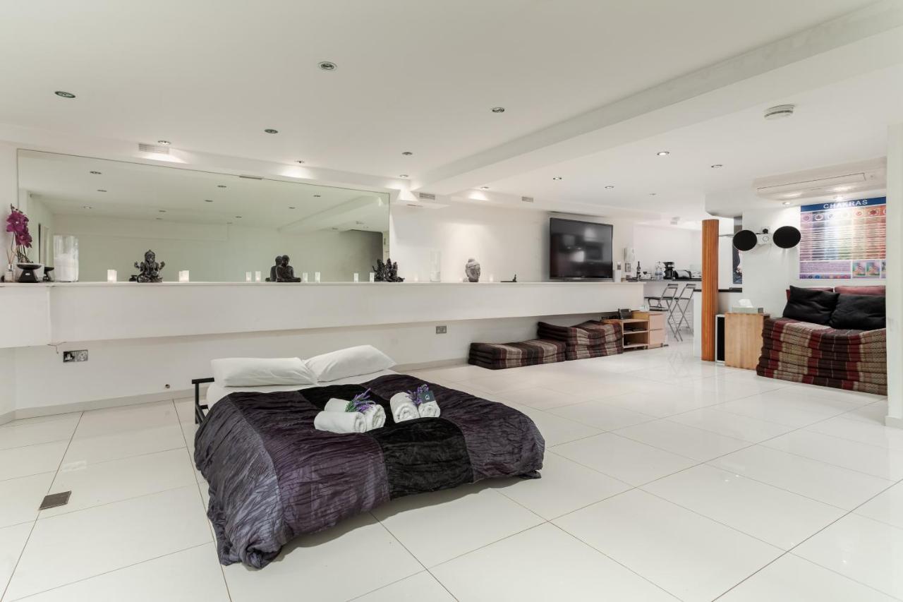 Lets Apartment *