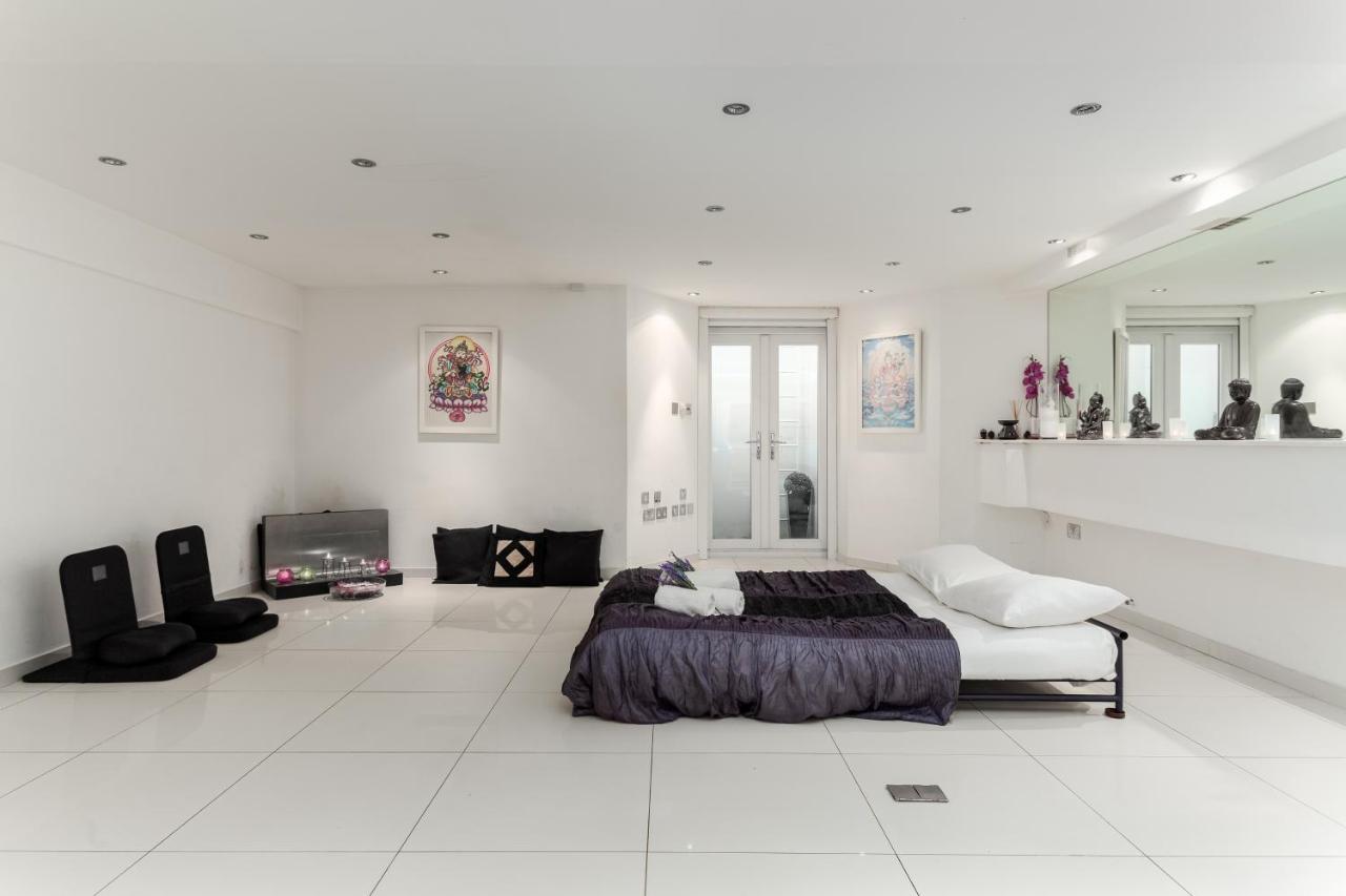 Lets Apartment *