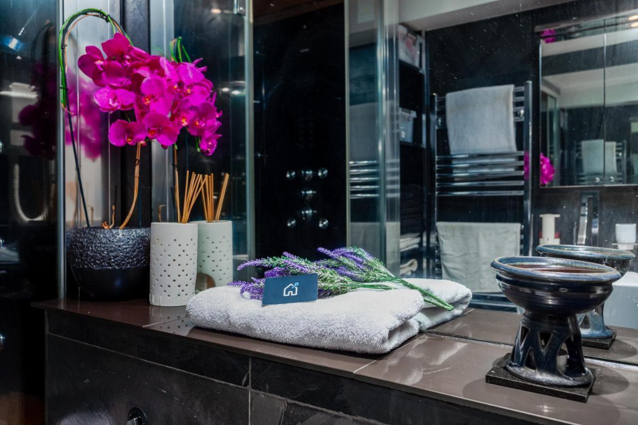 Lets Apartment *