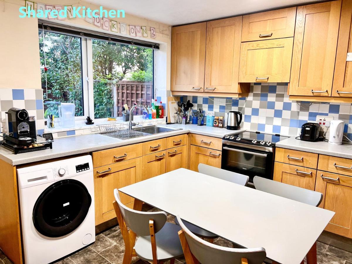 Centel - Deluxe In Zone 1 Appartement Londen