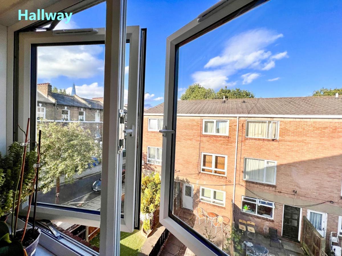 Centel - Deluxe In Zone 1 * Londen
