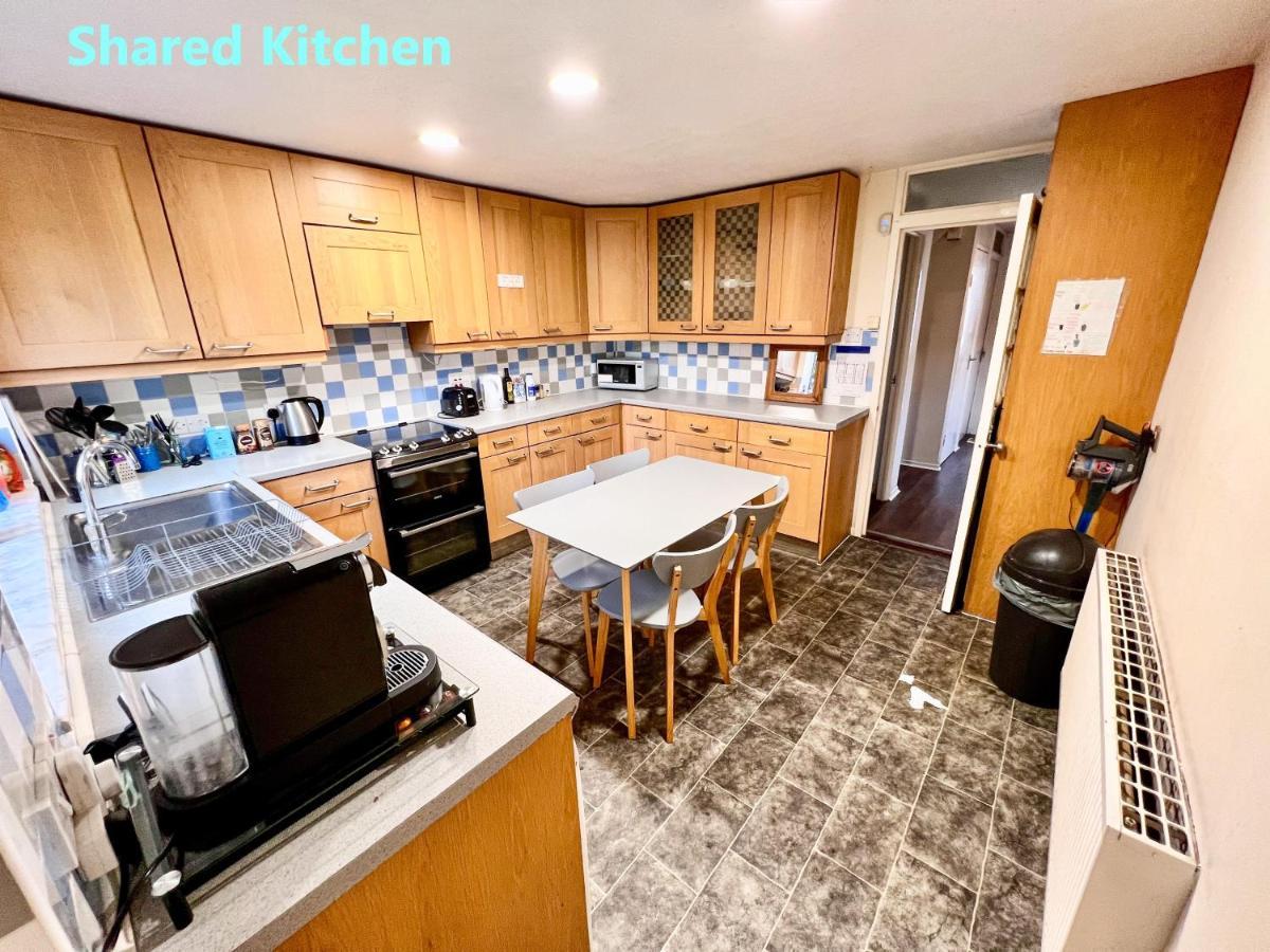 Centel - Deluxe In Zone 1 Appartement Londen
