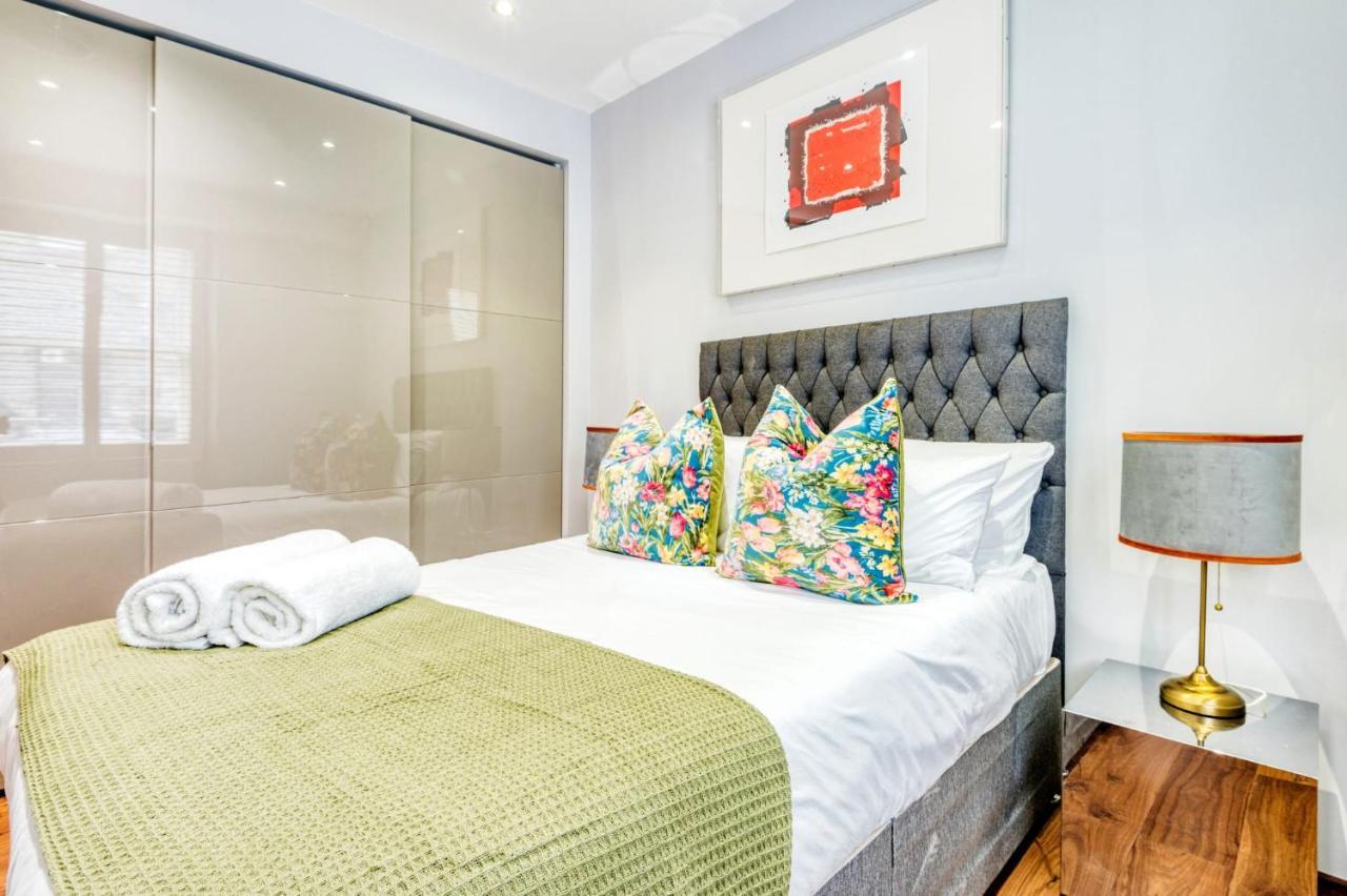 Modernized South Kensington Lejlighed London