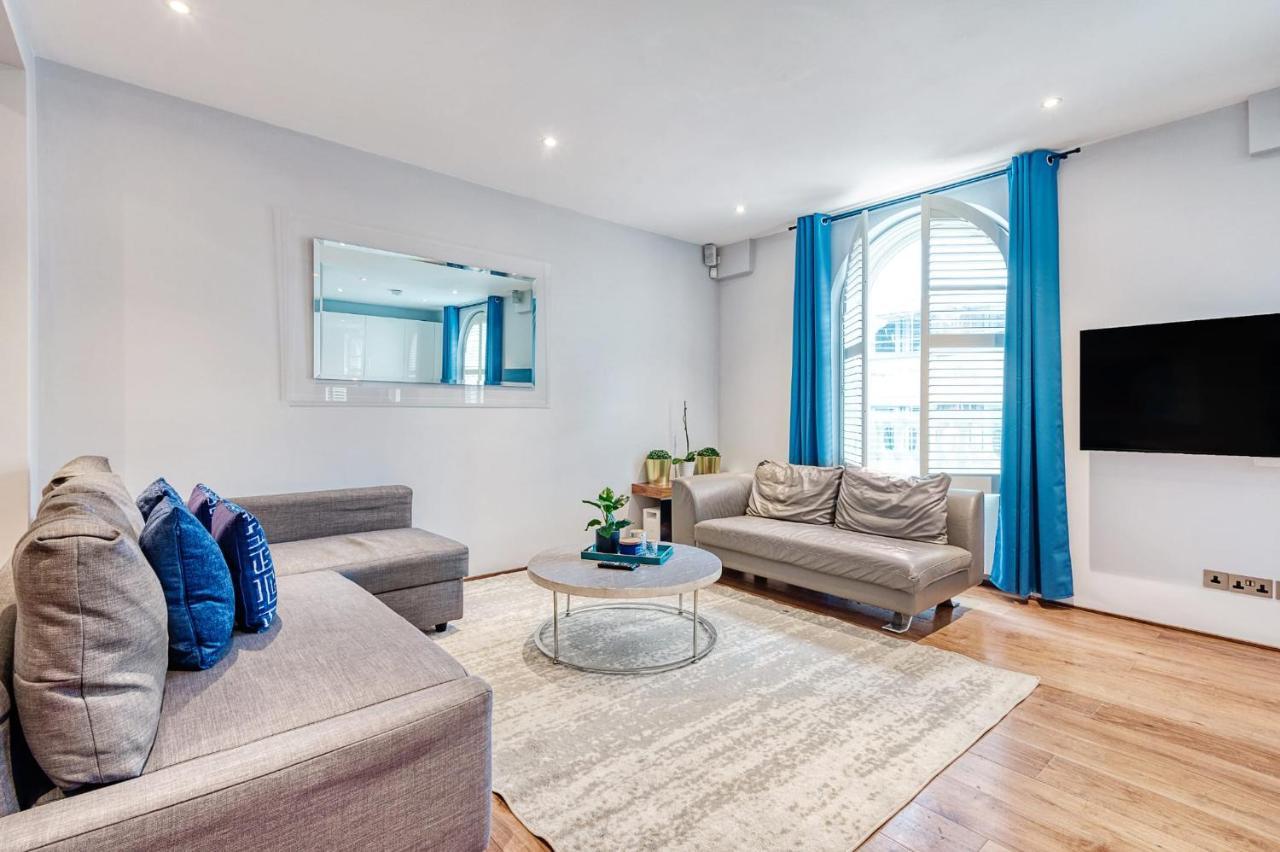 Modernized South Kensington Lejlighed *