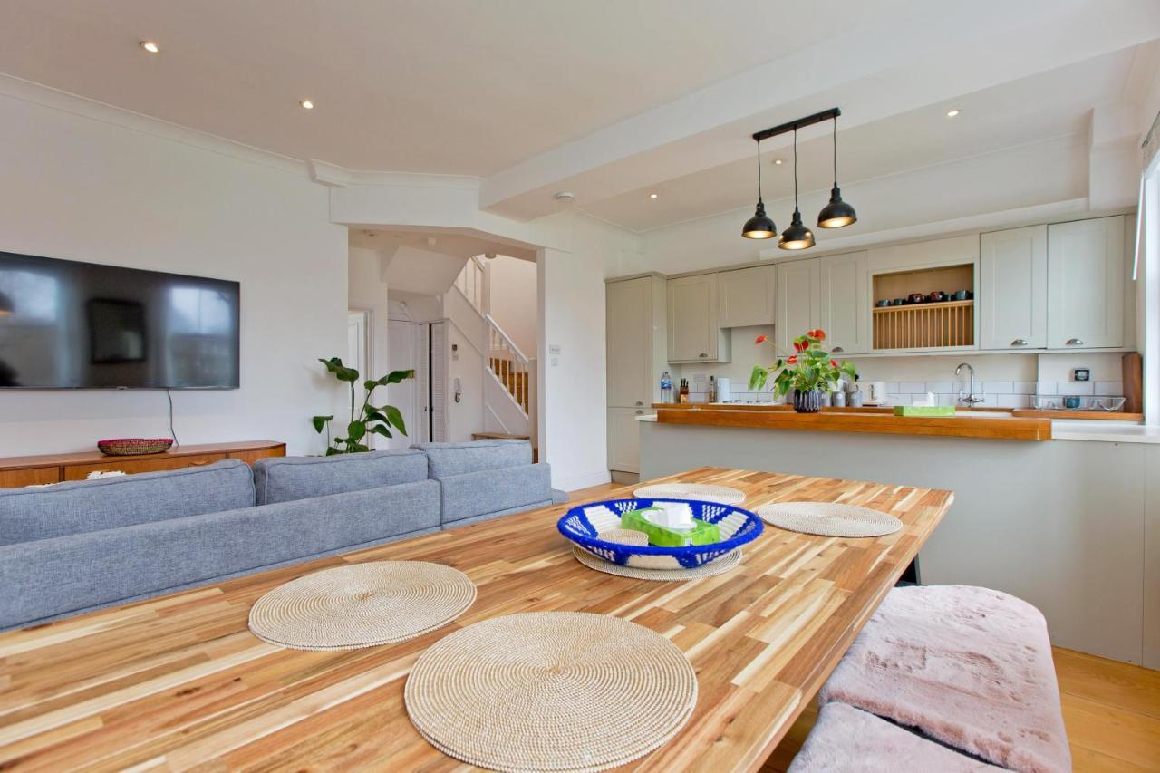 4 Bed Duplex Garden Views Londen