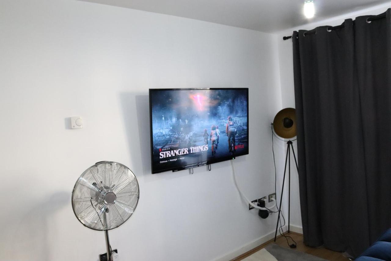 Garland Modern Apartment London