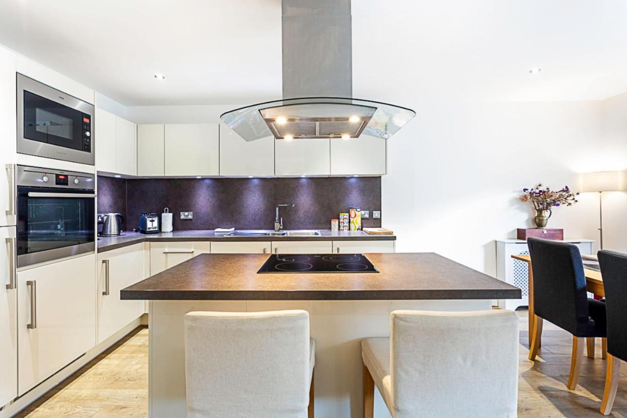 Leilighet Beautiful Open Plan Garden Flat *
