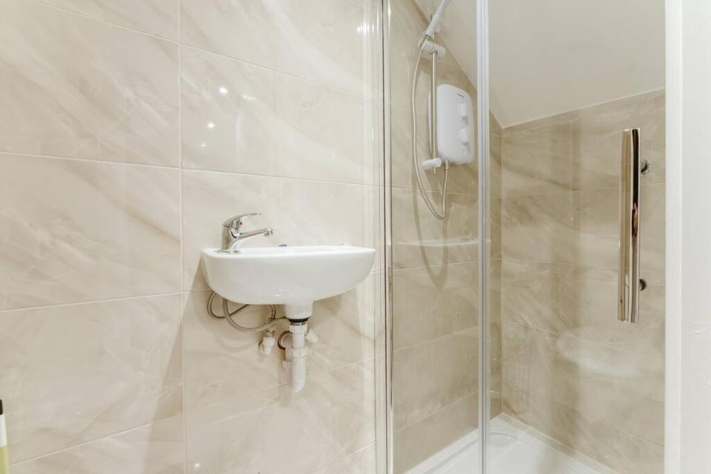 Lejlighed Charming Kitchenette - Your Ideal In The Heart Of The London