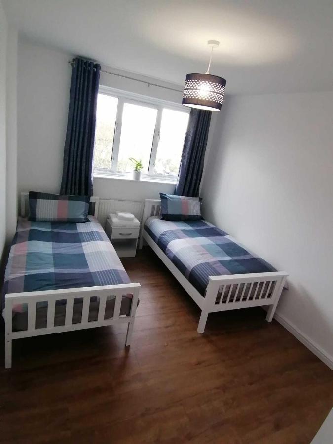 White Apartment, Your Appartement Londen