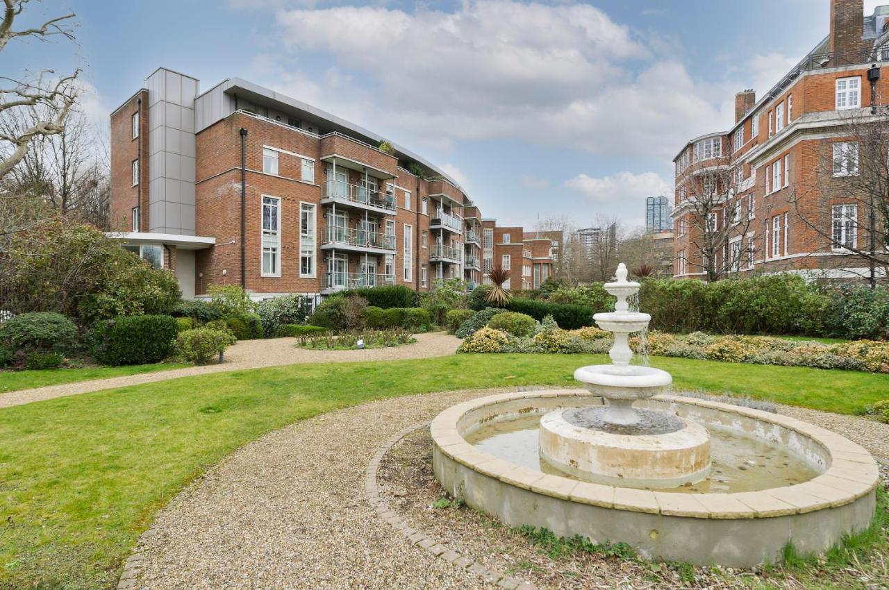 Large One Bedroom Flat With Balcony Close To The By Underthedoormat Lejlighed