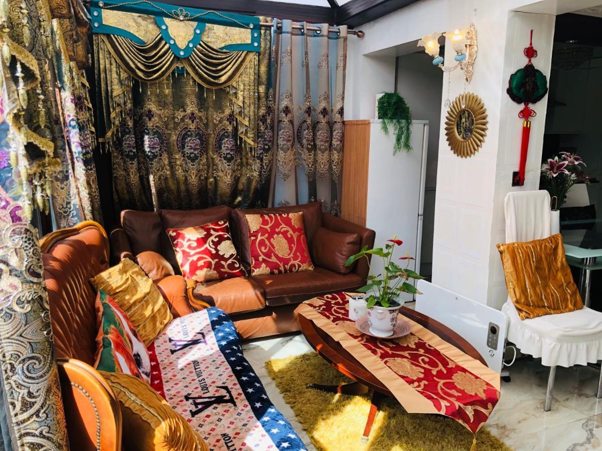 Cheerful 4 Bedroom House With Garden Free Parking Semesterbostad London