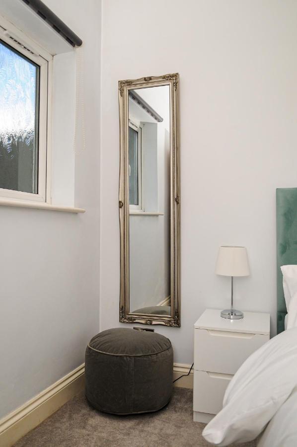 Luxury 5 Star - Parking, Garden, Nr Greater Metro Stations Appartement