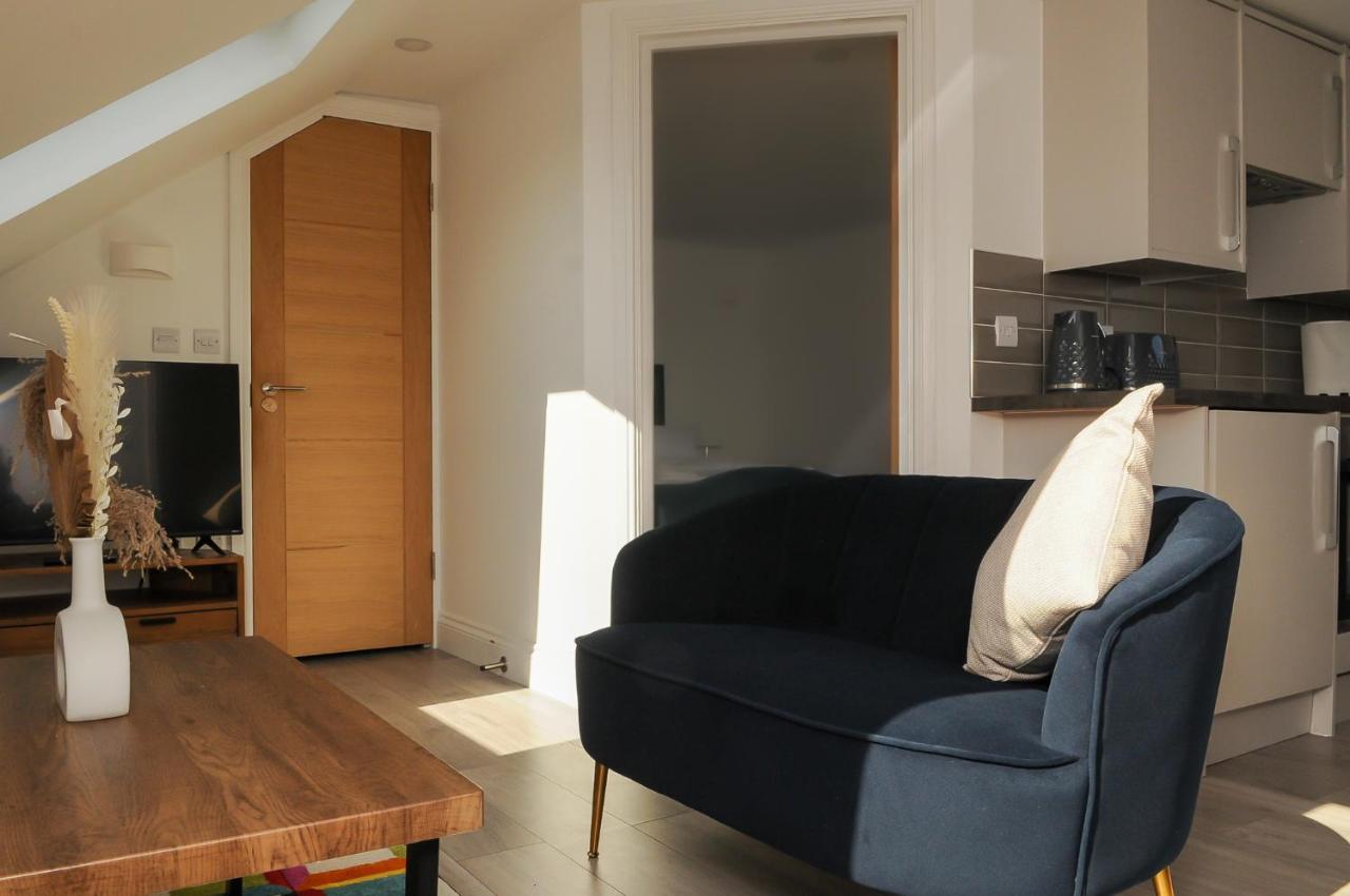 Luxury 5 Star - Parking, Garden, Nr Greater Metro Stations Appartement