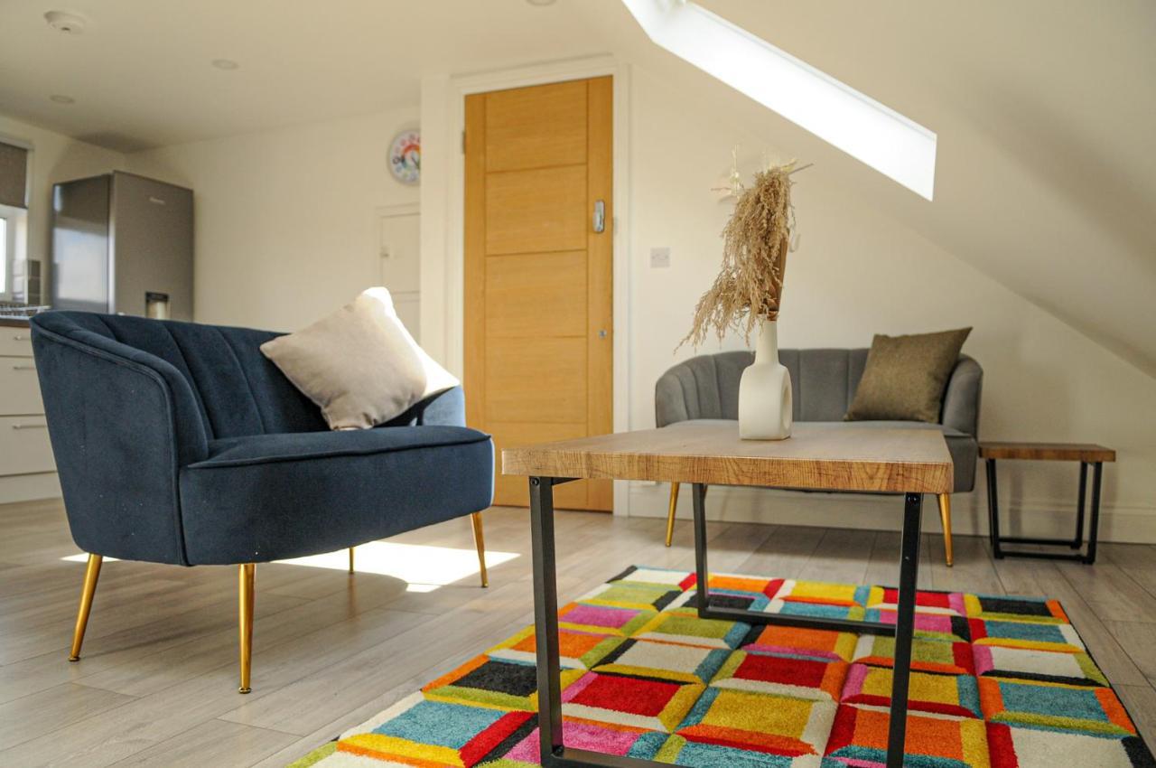 Luxury 5 Star - Parking, Garden, Nr Greater Metro Stations Appartement *