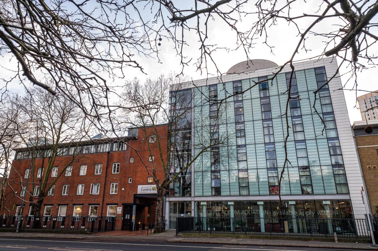 Hostel Davies Court London