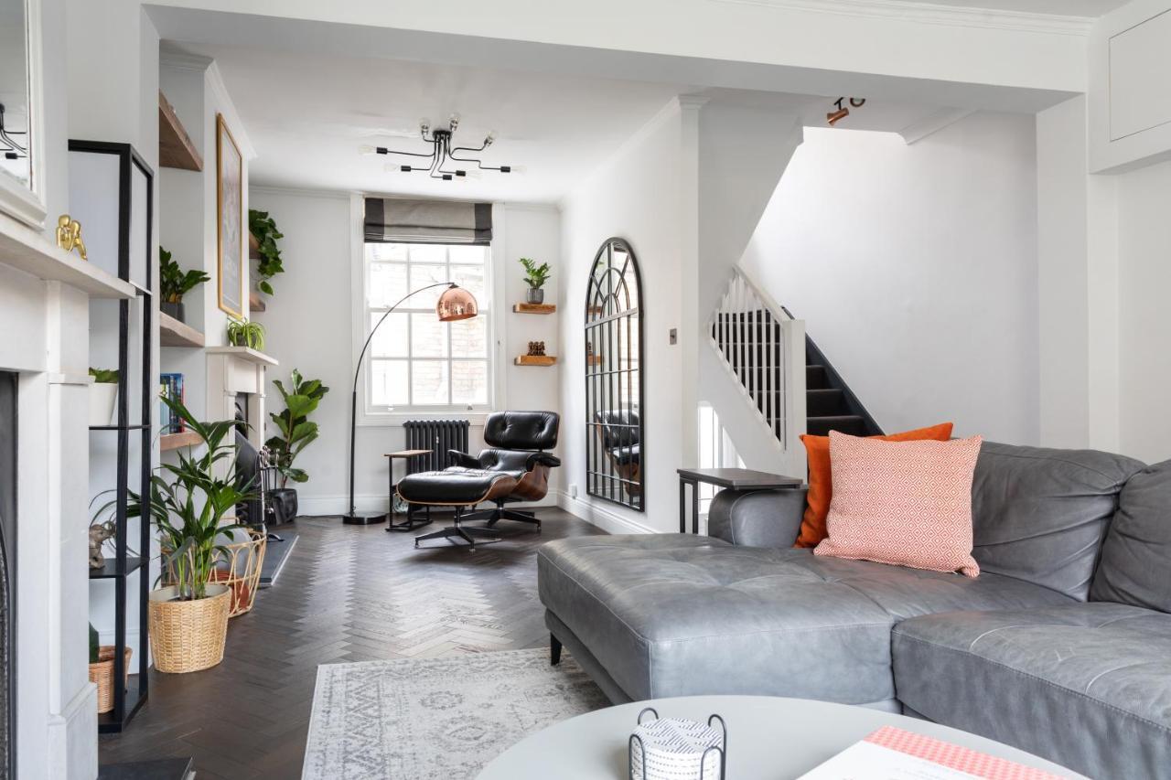 Stunning Townhouse With Large Roof Terrace * Londra