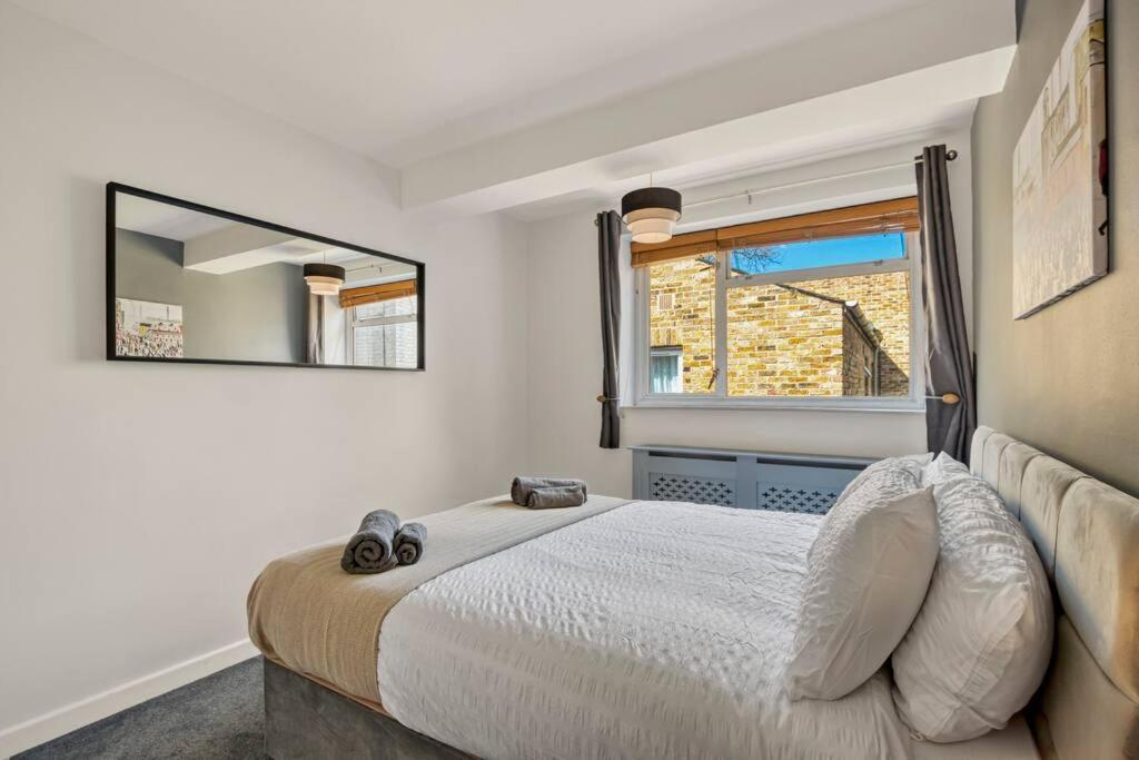 Lovely 3-bed Clapham Common * Londen