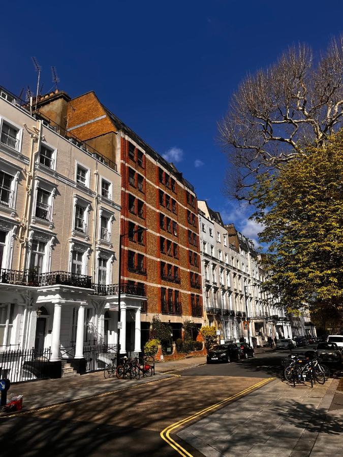 Lejlighed Hyde Park,3 Min Walk,family Home! 2 Bedrooms & 2 Bathrooms Apartment! Fantastic Location