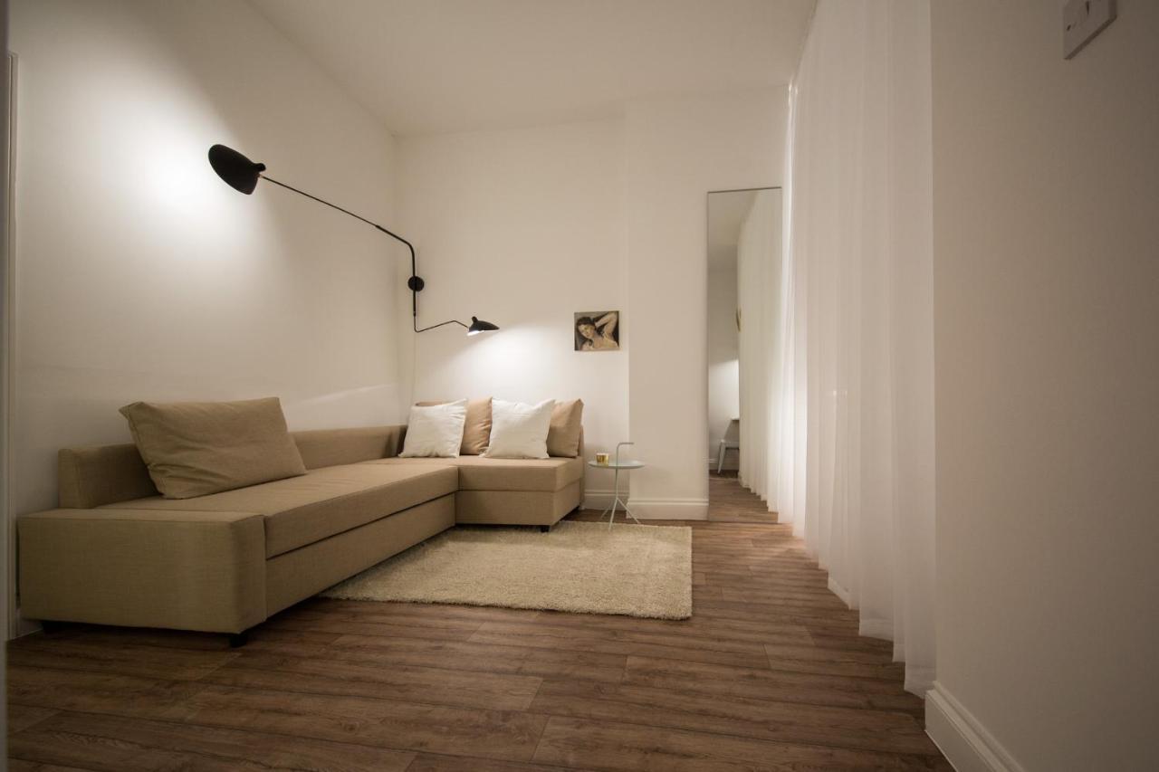 St. Lukes View, Shoreditch, By The Design Traveller Appartamento Londra