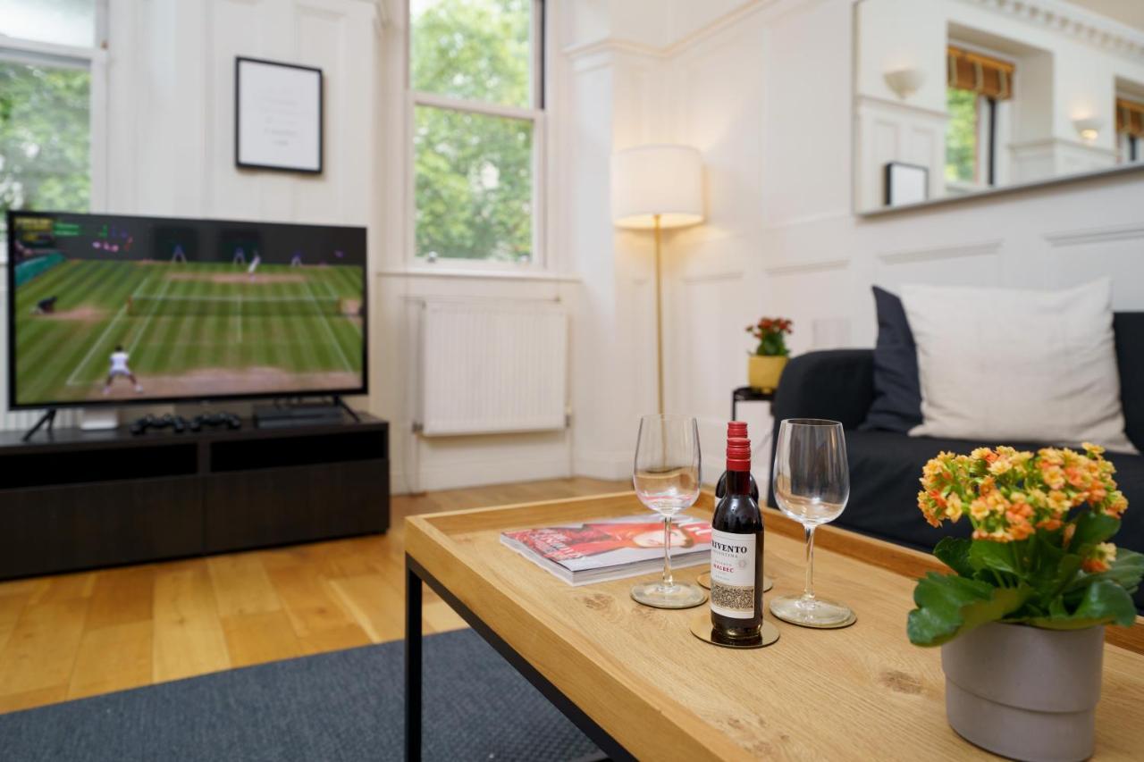 Wow! 2 Bedr/3 Beds Covent Garden/ Location! *