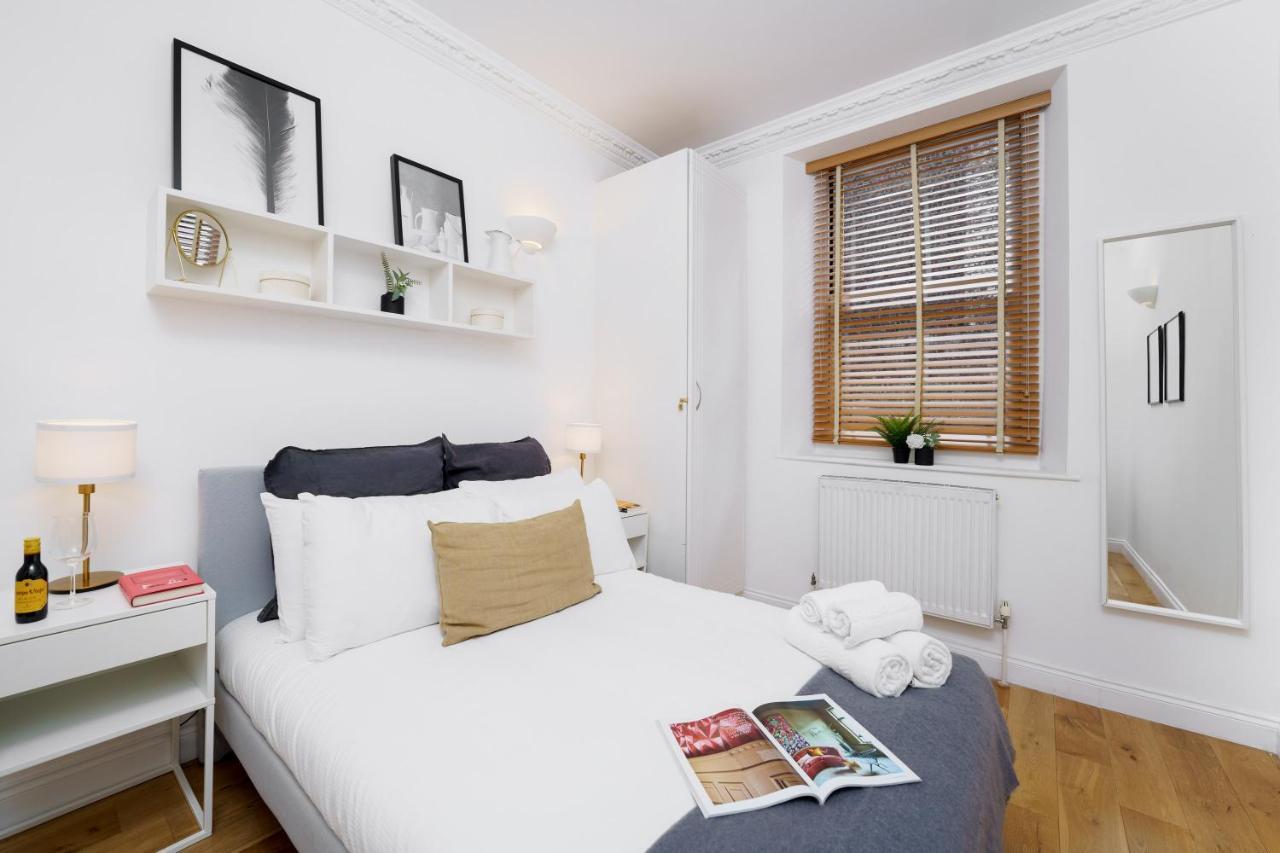 Wow! 2 Bedr/3 Beds Covent Garden/ Location! London