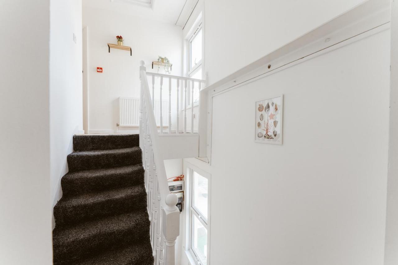 Mile End Double 27 * London