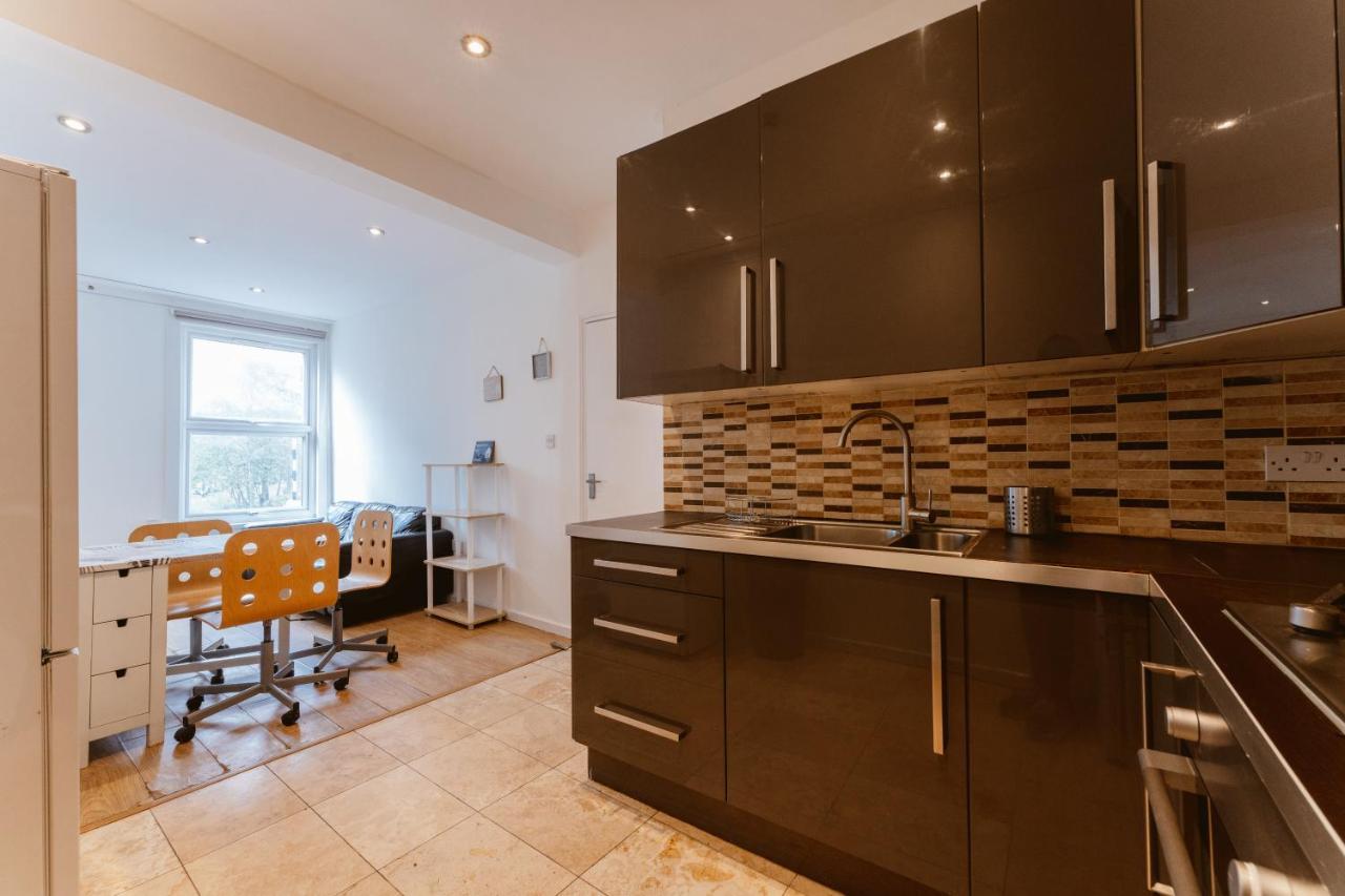 Gjestgiverier Mile End Double 27 London